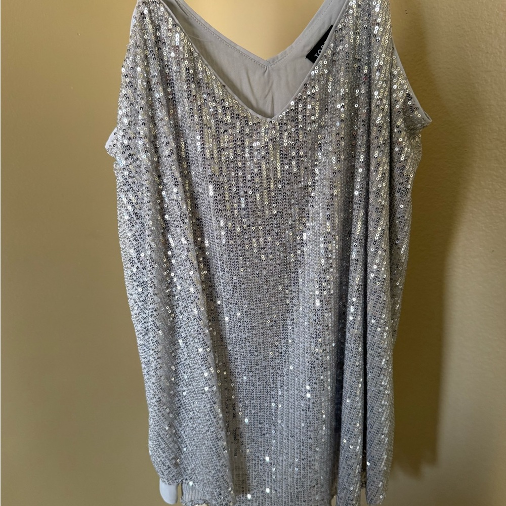 New Torrid Silver Sequin Cami new years celebration vibes size 1 (14/16)
